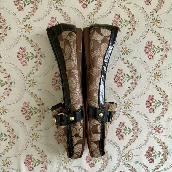 Coach Signature Monogram Logo Slip On Loafers Size 8 - Picture 2 of 6